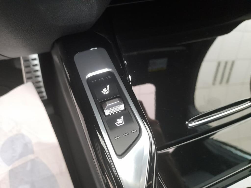 Kia Sorento 2.2 CRDi Emotion Pack Prem DCT 4x4 7pl 25