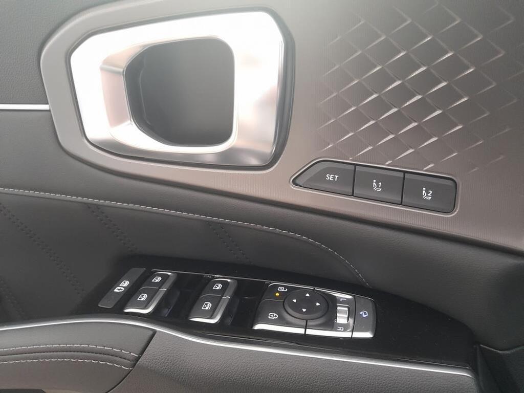 Kia Sorento 2.2 CRDi Emotion Pack Prem DCT 4x4 7pl 30