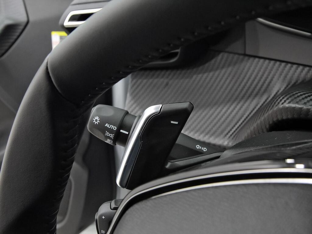 Peugeot 2008 N2008 Allure Hybrid 145 eDCS6 16