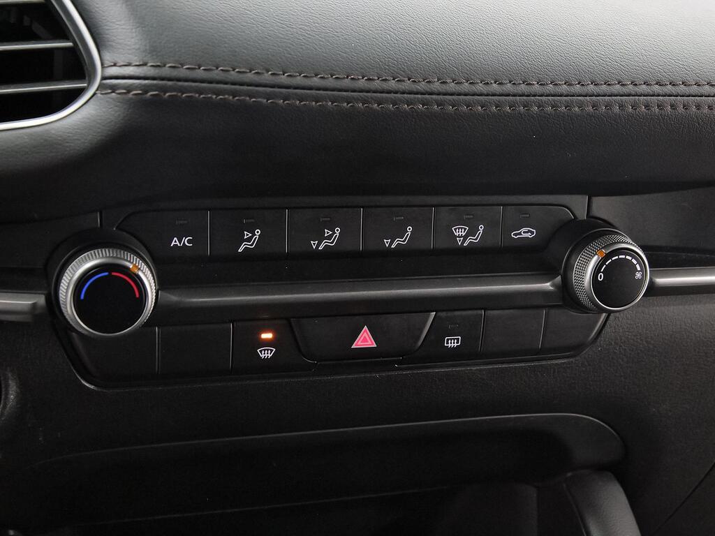 Mazda 3 2.5L E-SKY G MHEV 103kW 6AT Prime-line 33