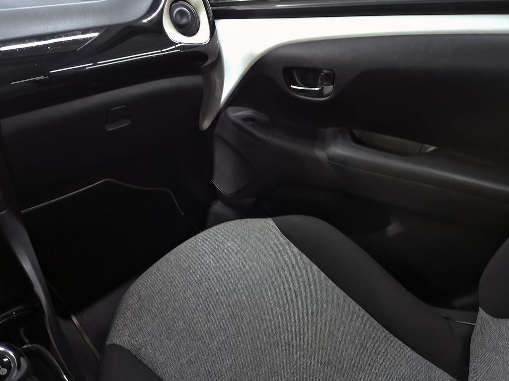 Citroën C1 VTi 53kW (72CV) S&S Origins 25