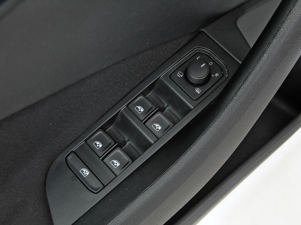 Skoda Kamiq 1.0 TSI 70kW (95CV) AMBITION 10