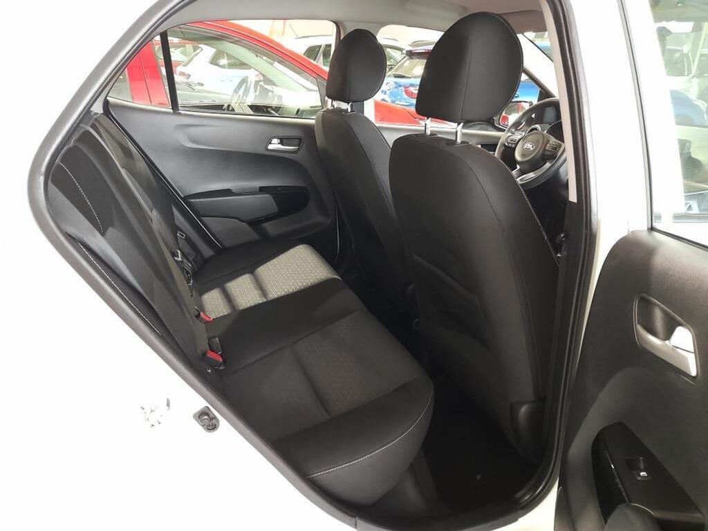 Kia Picanto 1.0 DPi 49kW (67CV) Concept Pack Comfort 11