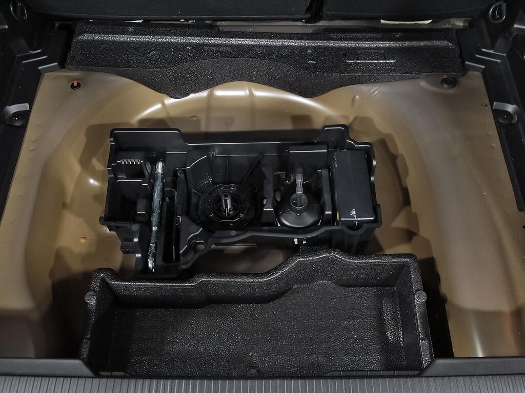 Peugeot 2008 GT Puretech 130 S&S EAT8 40