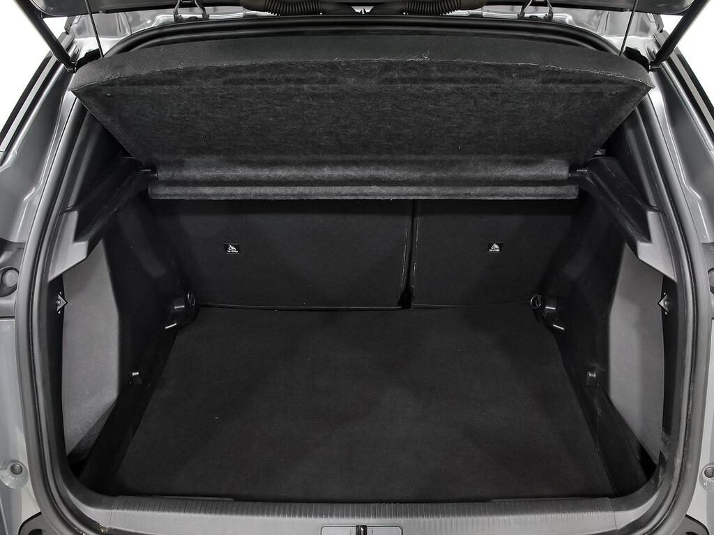 Peugeot 2008 GT Puretech 130 S&S EAT8 10