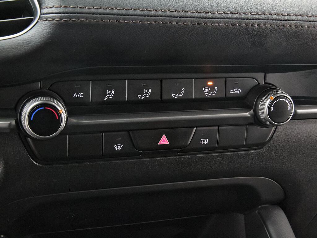 Mazda 3 2.5L E-SKY G MHEV 103kW Prime-line 33