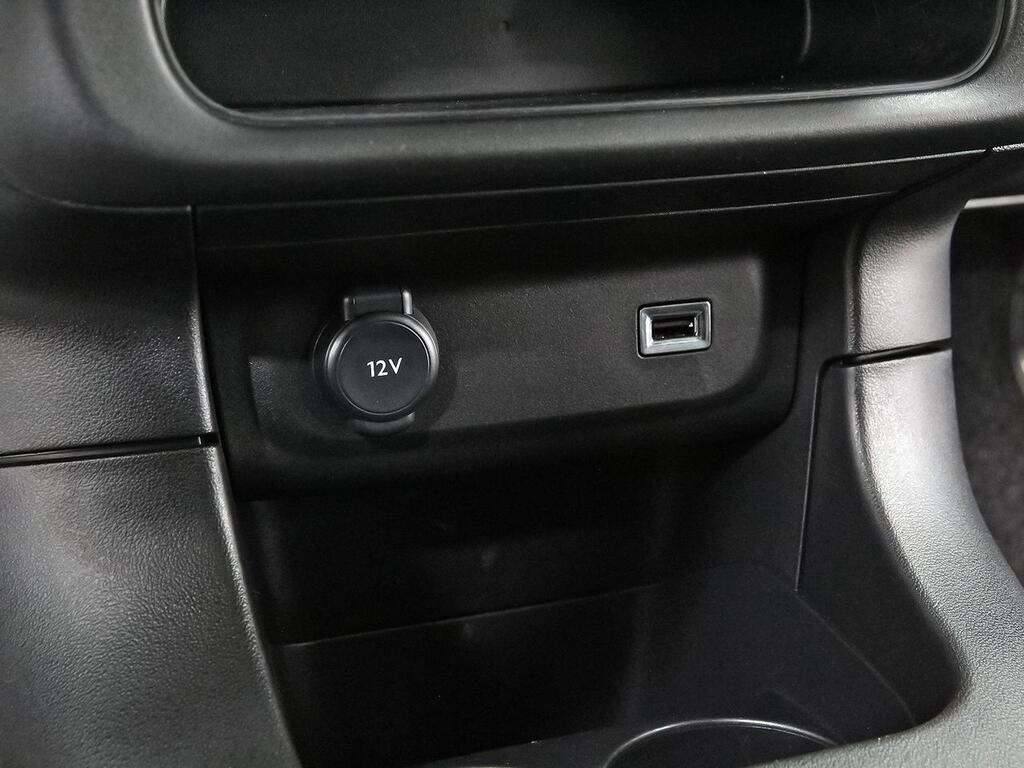 Citroën C3 BlueHDi 75KW (100CV) S&S Shine 28