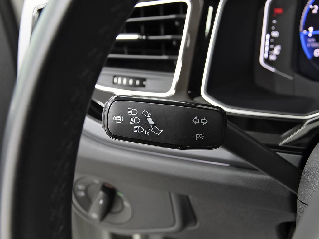 Volkswagen Taigo R-Line 1.0 TSI 81kW (110CV) DSG 15