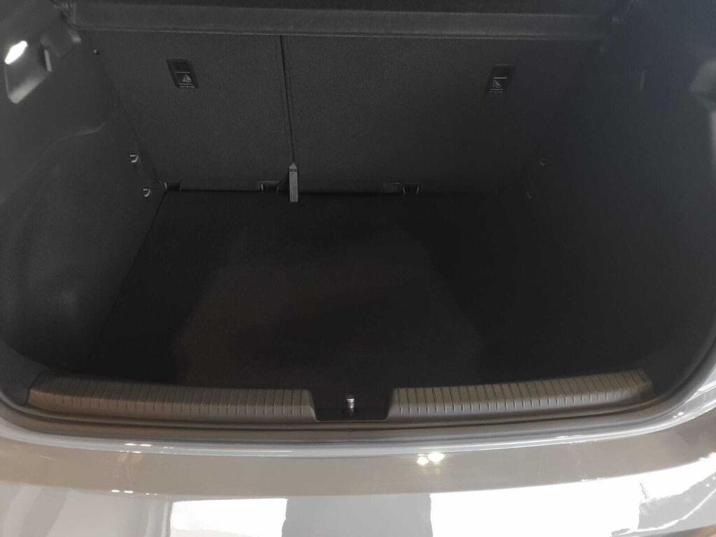 Cupra Born 150kW (204 CV) 62kWh 12