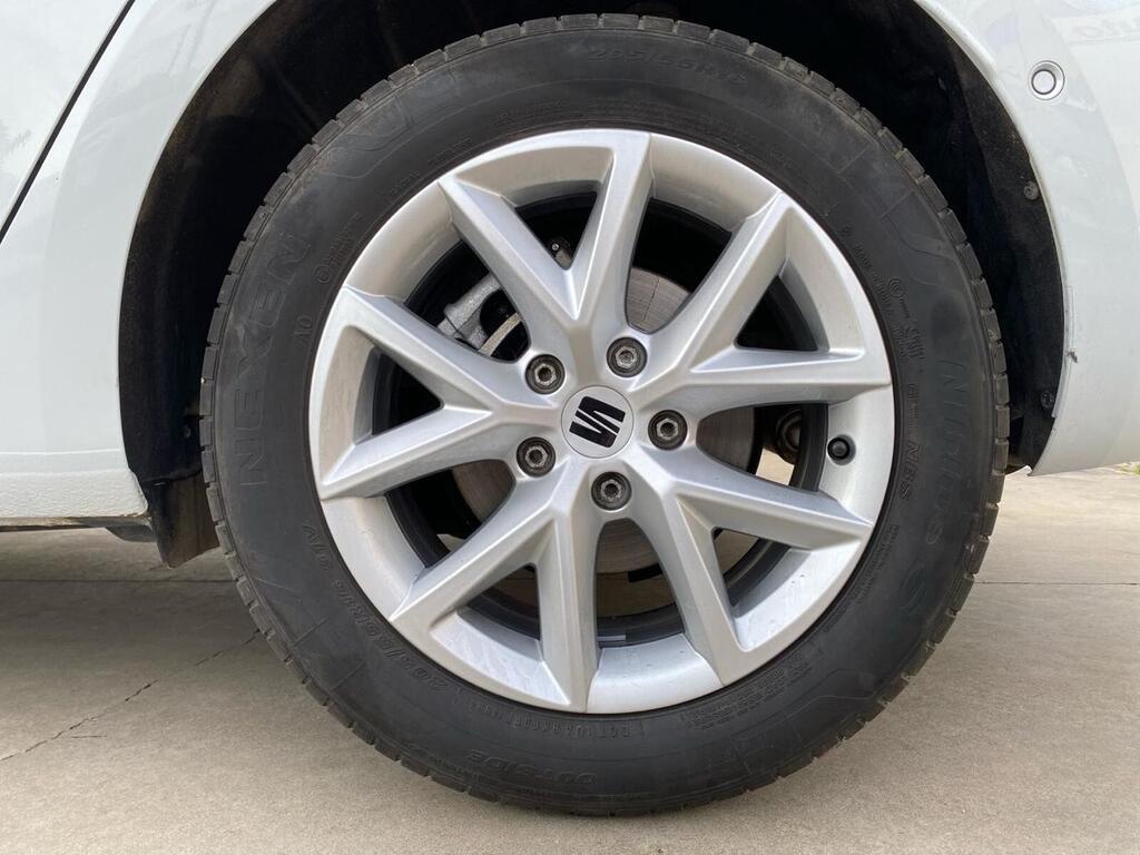 Seat Leon 1.5 TSI 85kW S&S Style 25 Aniversario 8