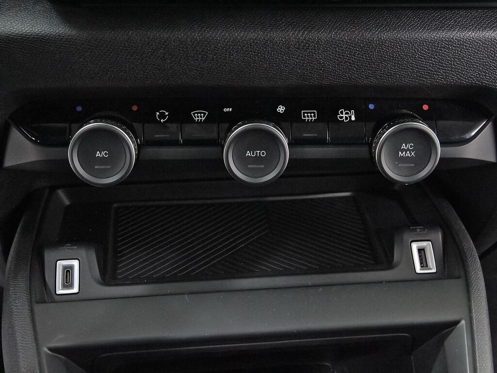 Citroën C4 Hybrid 145 ë-DCS6 Plus 28