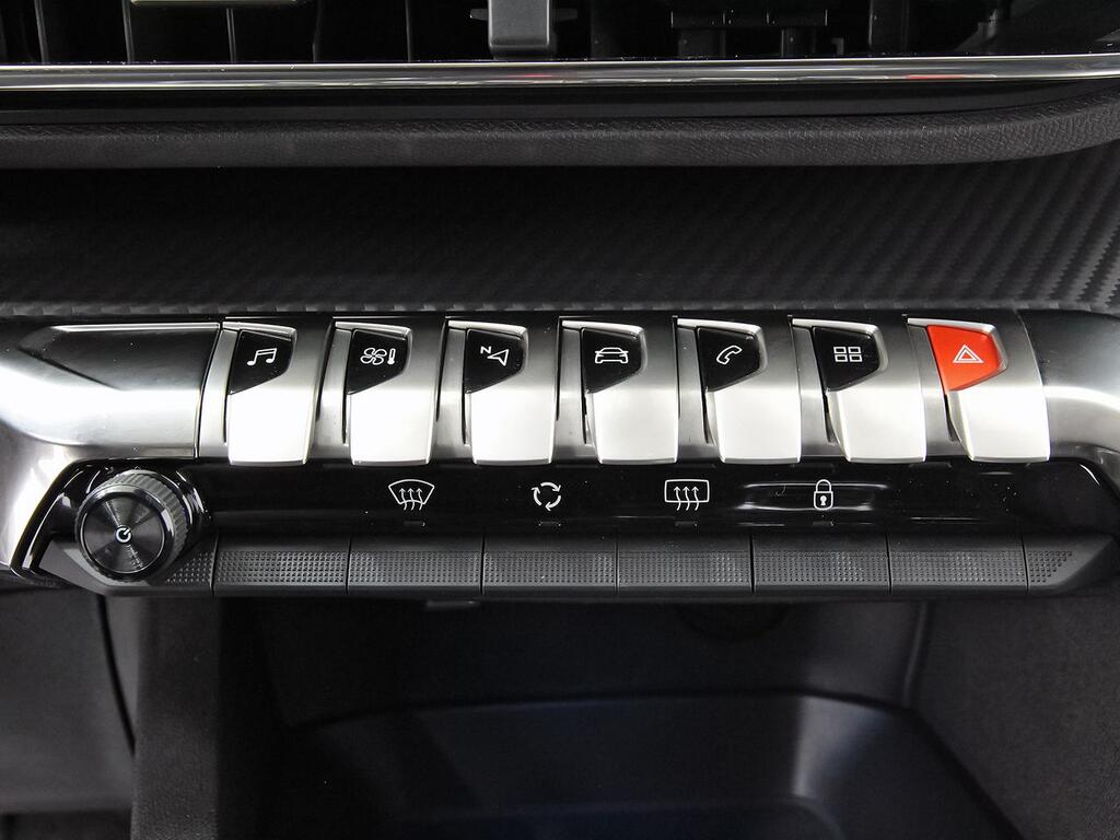 Peugeot 3008 1.5 BlueHDi 96kW (130CV) S&S Allure 28