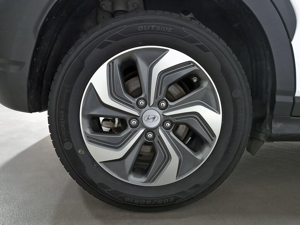 Hyundai Kona 1.6 GDI HEV Maxx DCT 10