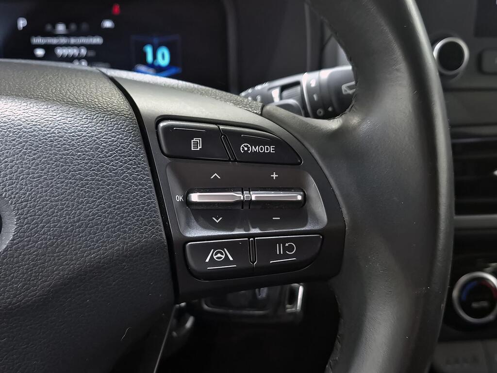 Hyundai Kona 1.6 GDI HEV Maxx DCT 17