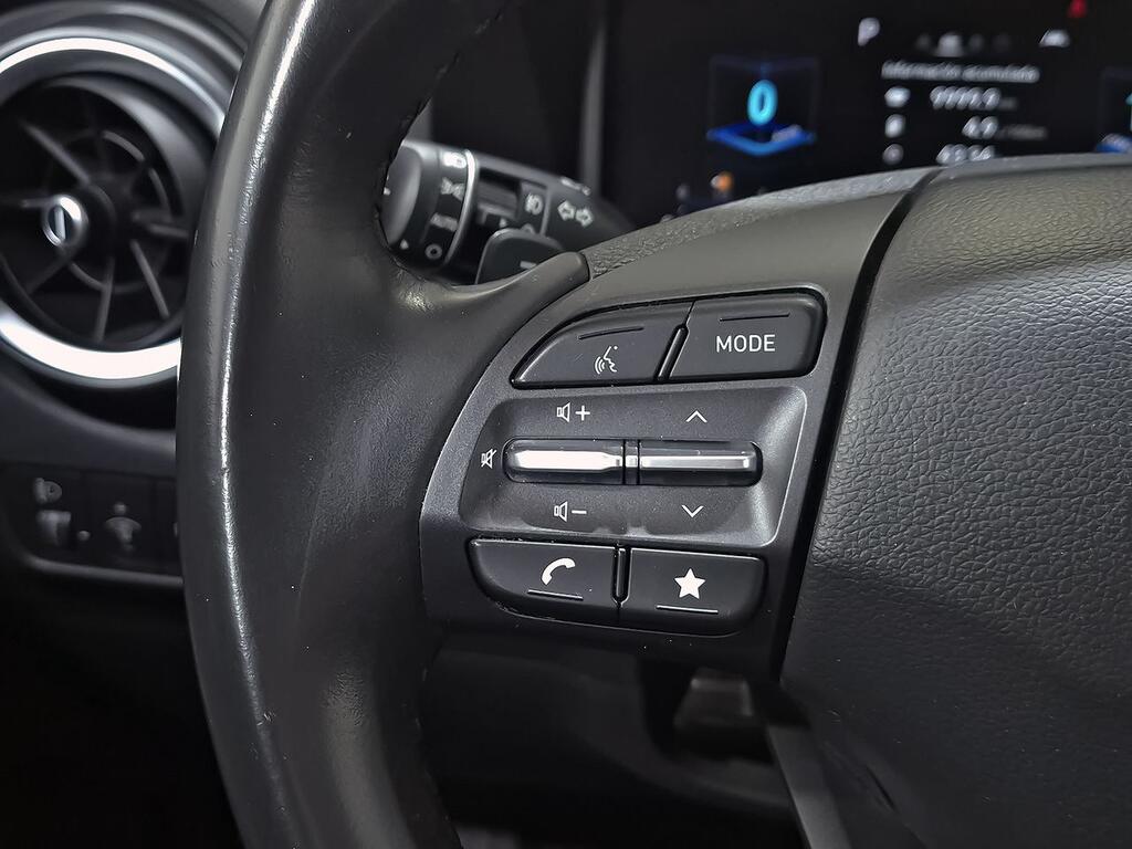 Hyundai Kona 1.6 GDI HEV Maxx DCT 16