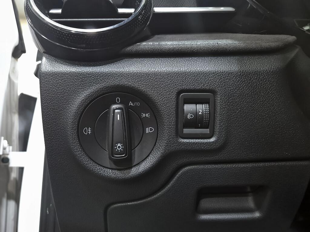 Skoda Fabia 1.0 TSI 81KW (110CV) Emotion 10