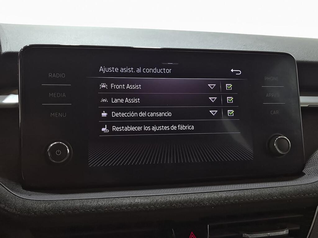 Skoda Fabia 1.0 TSI 81KW (110CV) Emotion 21