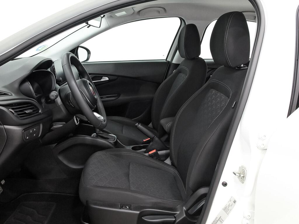 Fiat Tipo City Cross 1.5 Hybrid 97kW (130CV) DCT 8