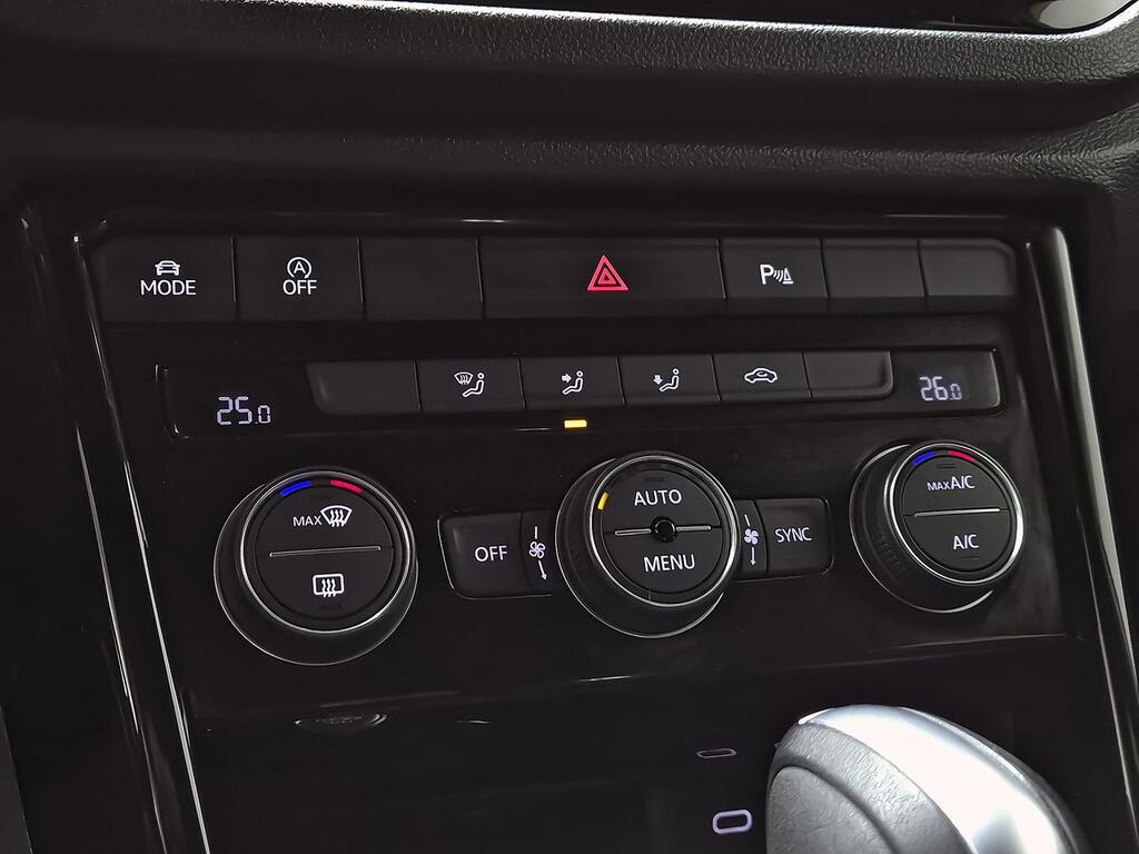 Volkswagen T-Roc Sport 2.0 TDI 110kW (150CV) DSG 26