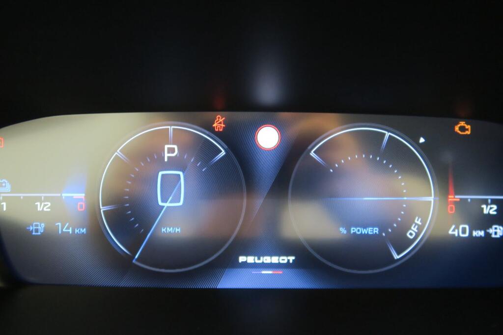 Peugeot 308 5P Active Hybrid 180 eEAT8 8