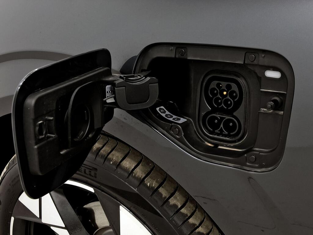 Cupra Terramar 1.5 TSI e-Hybrid 150kW (204 CV) DSG 38