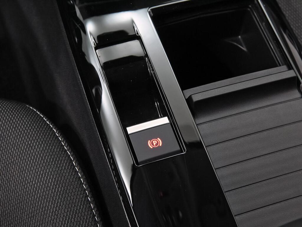 Citroën C4 Hybrid 145 ë-DCS6 Plus 30