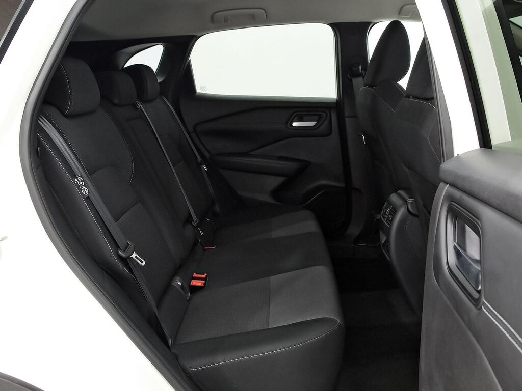 Nissan Qashqai DIG-T 116kW Xtronic N-Connecta 8