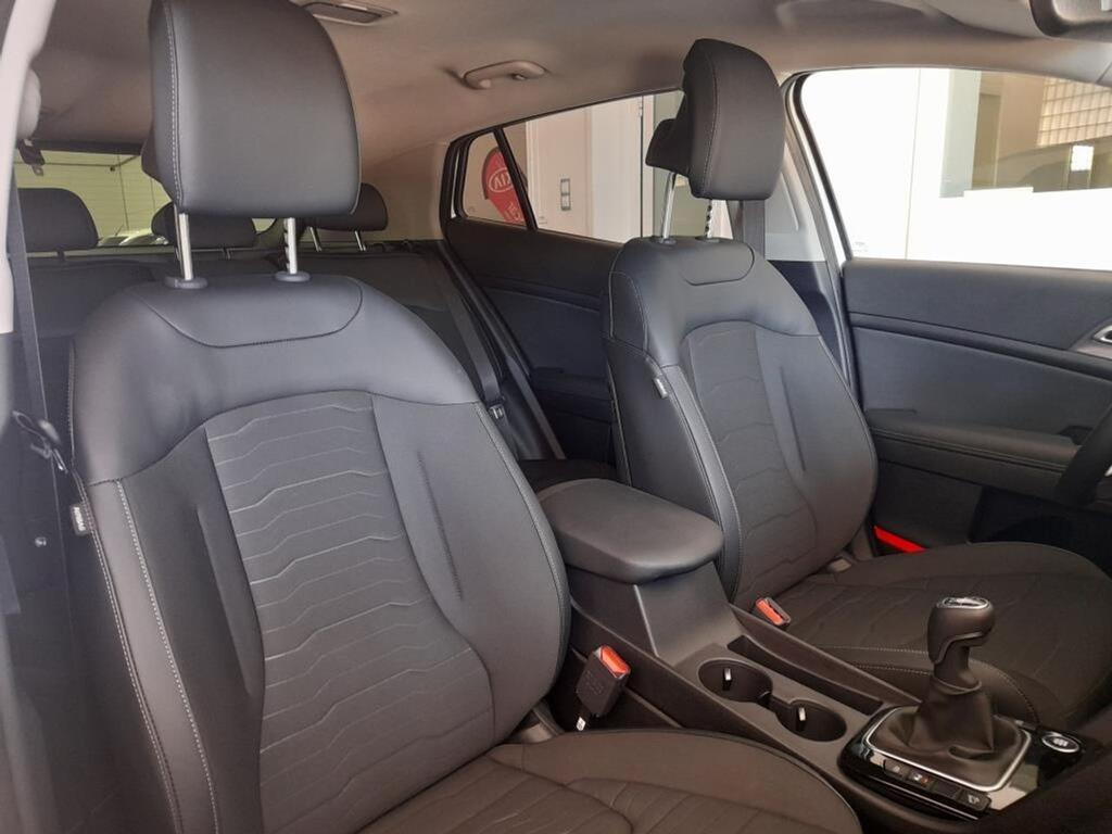 Kia Sportage 1.6 T-GDi 110kW (150CV) MHEV Tech 4x2 9