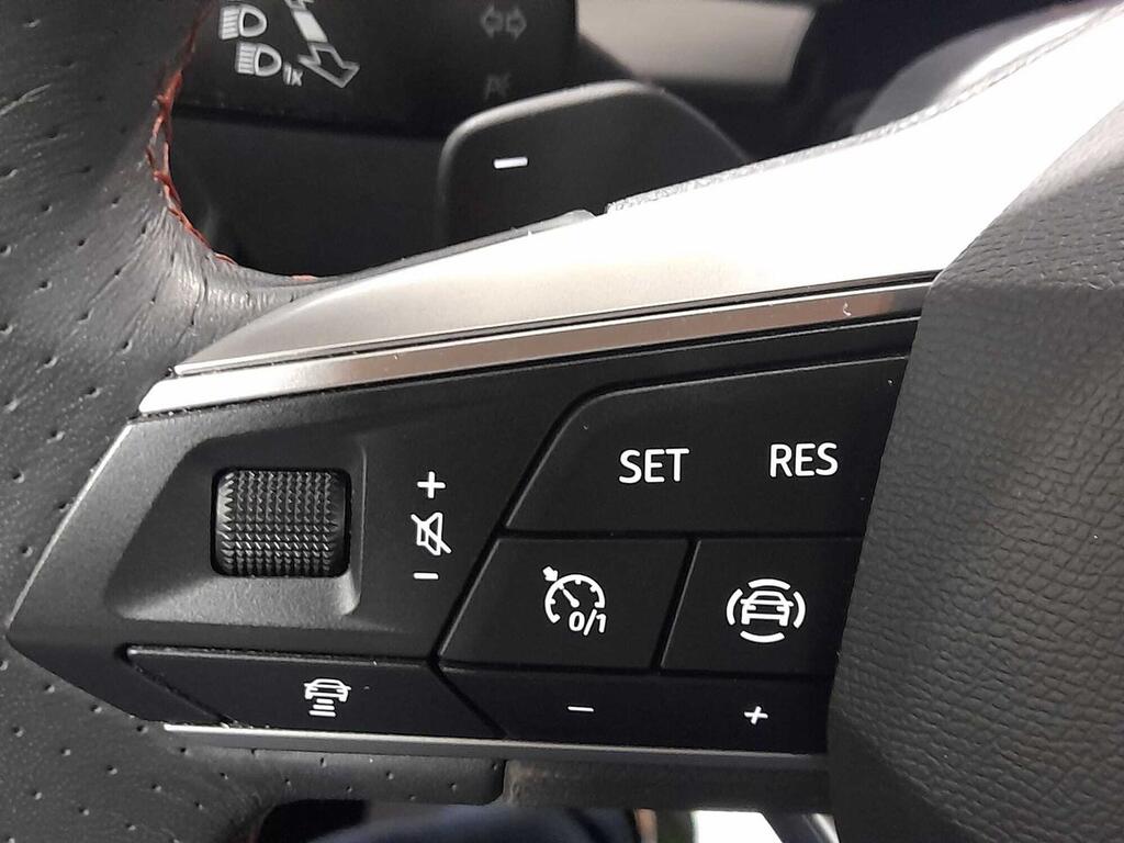 Seat Leon 1.0 eTSI 81kW DSG-7 S&S FR 25 Aniv 29