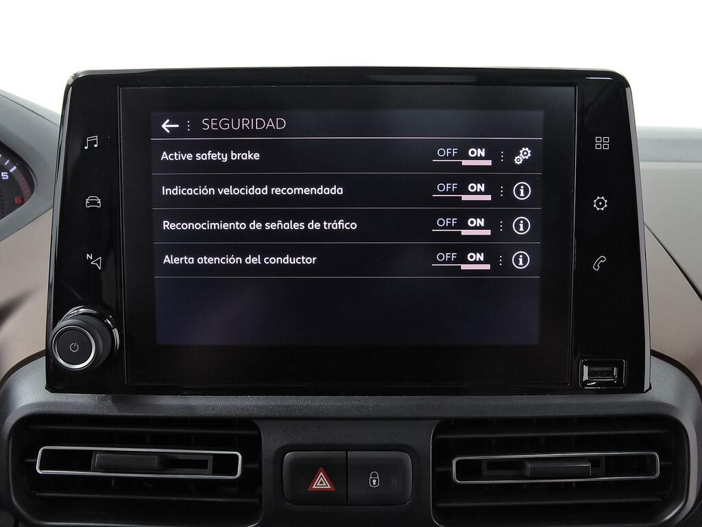 Peugeot Rifter 1.5 BLUEHDI 100 GT BUSINESS STANDARD 5P (TECHO SOLAR) 26