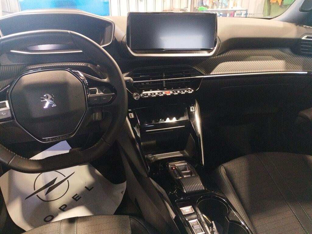 Peugeot 2008 Eléctrico Allure Pack (100kW) 7