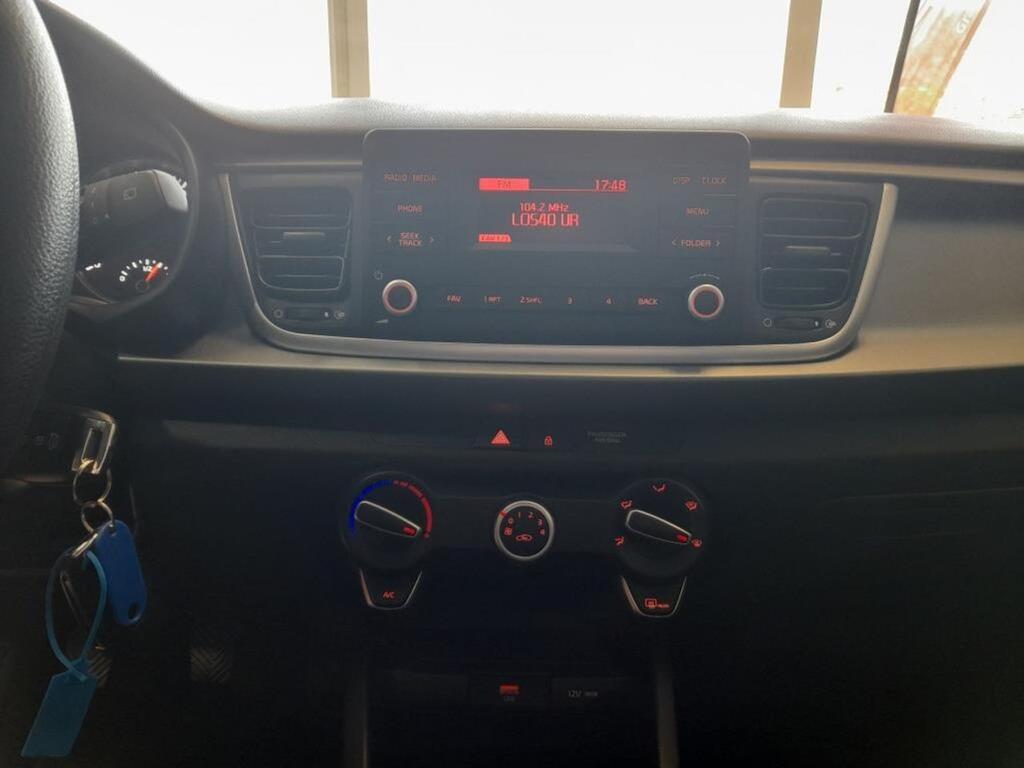 Kia Rio 1.2 DPi 62kW (84CV) Concept 18