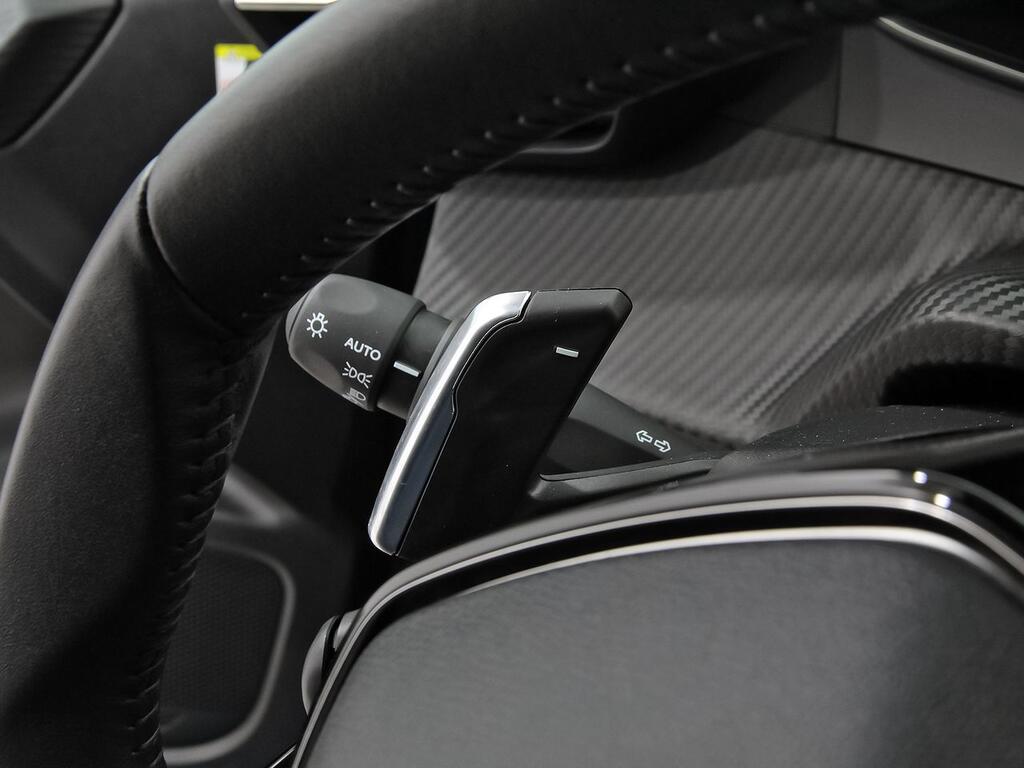 Peugeot 2008 N2008 Allure Hybrid 145 eDCS6 16