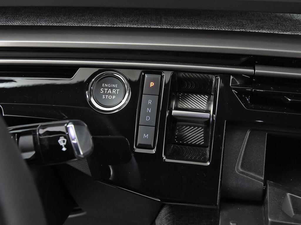 Peugeot 3008 Hybrid 1.2 100KW Allure eDCS6 21
