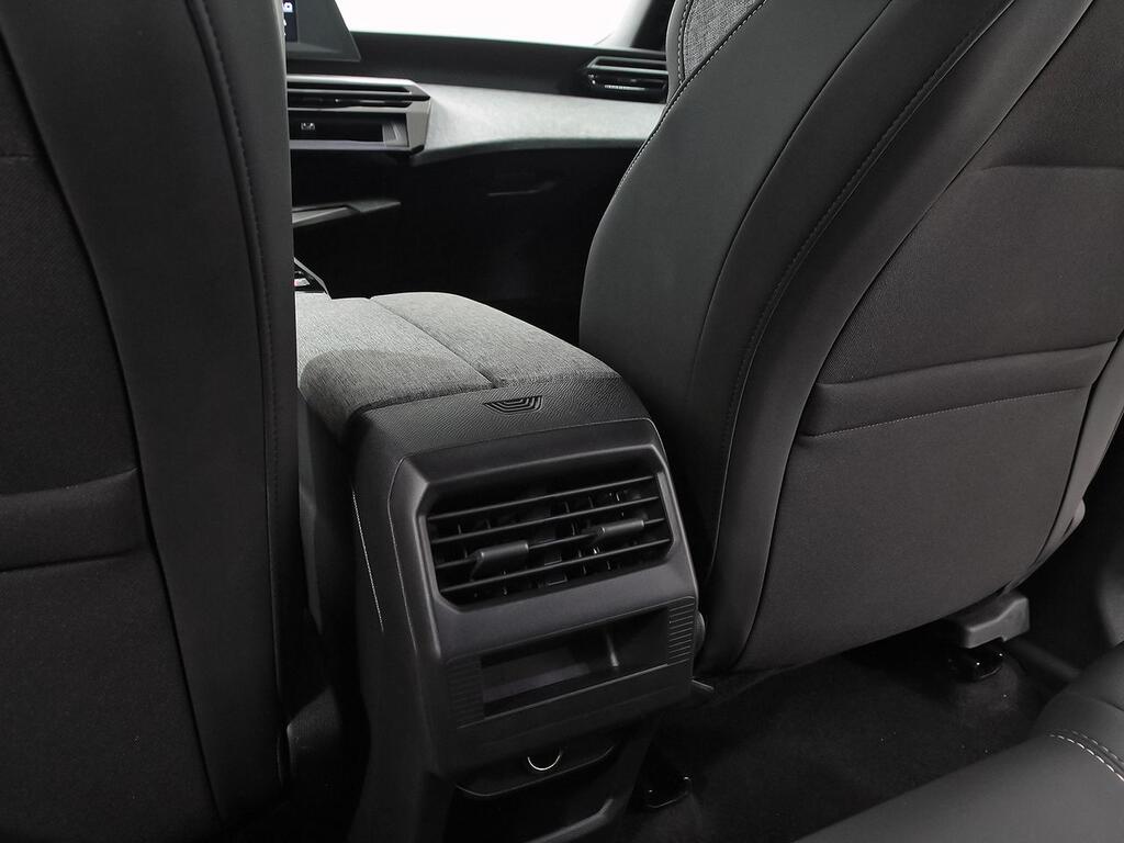 Peugeot 3008 Hybrid 1.2 100KW Allure eDCS6 34