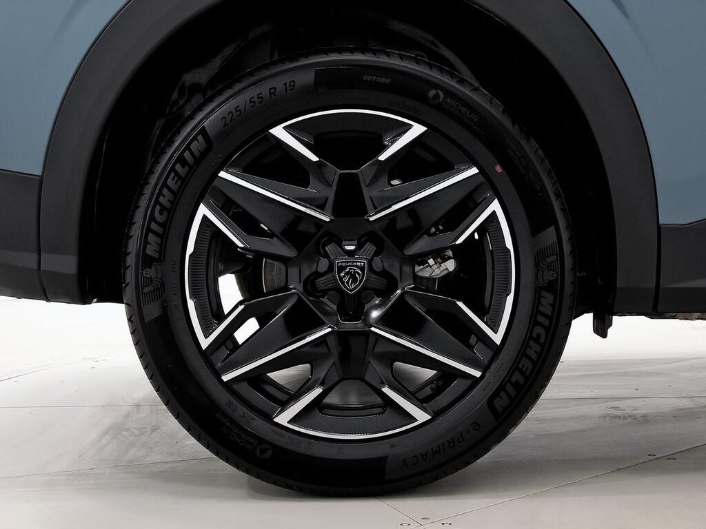 Peugeot 3008 Hybrid 1.2 100KW Allure eDCS6 11