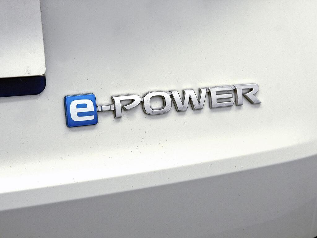 Nissan X-Trail 5pl 1.5 e-4ORCE 158kW 4x4 A/T Tekna 40