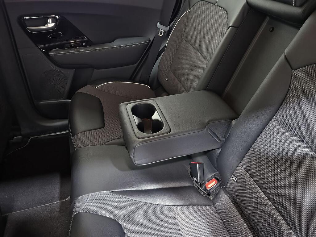 Kia e-Niro e-Niro 150kW (204CV) Drive (Long Range) 32