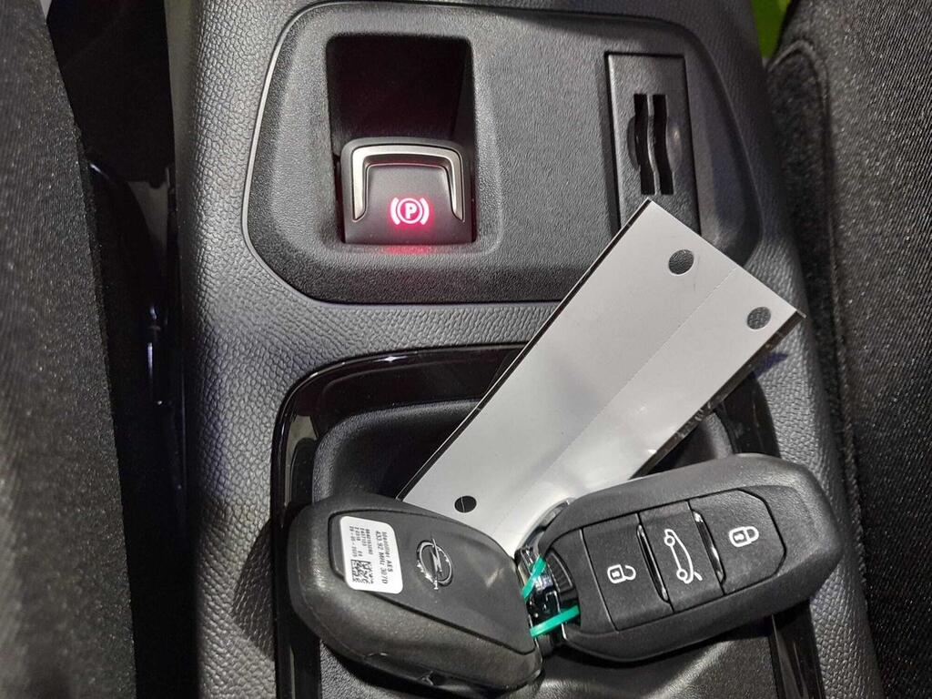 Opel Corsa 1.2T XHL 74kW (100CV) GS 25