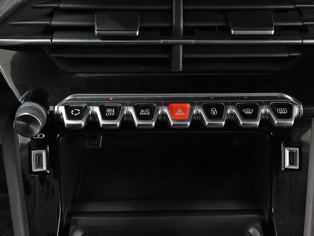 Peugeot 2008 Allure Pack Puretech 130 S&S BVM6 29