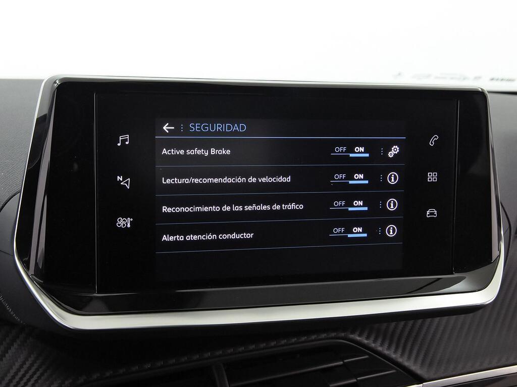 Peugeot 2008 Allure BlueHDI 81kW (110CV) 12