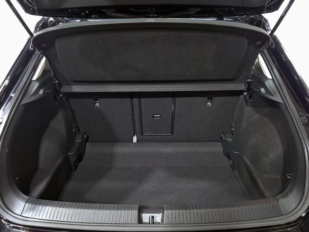 Volkswagen T-Roc Advance R-Line 1.0 TSI 81kW (110CV) 9