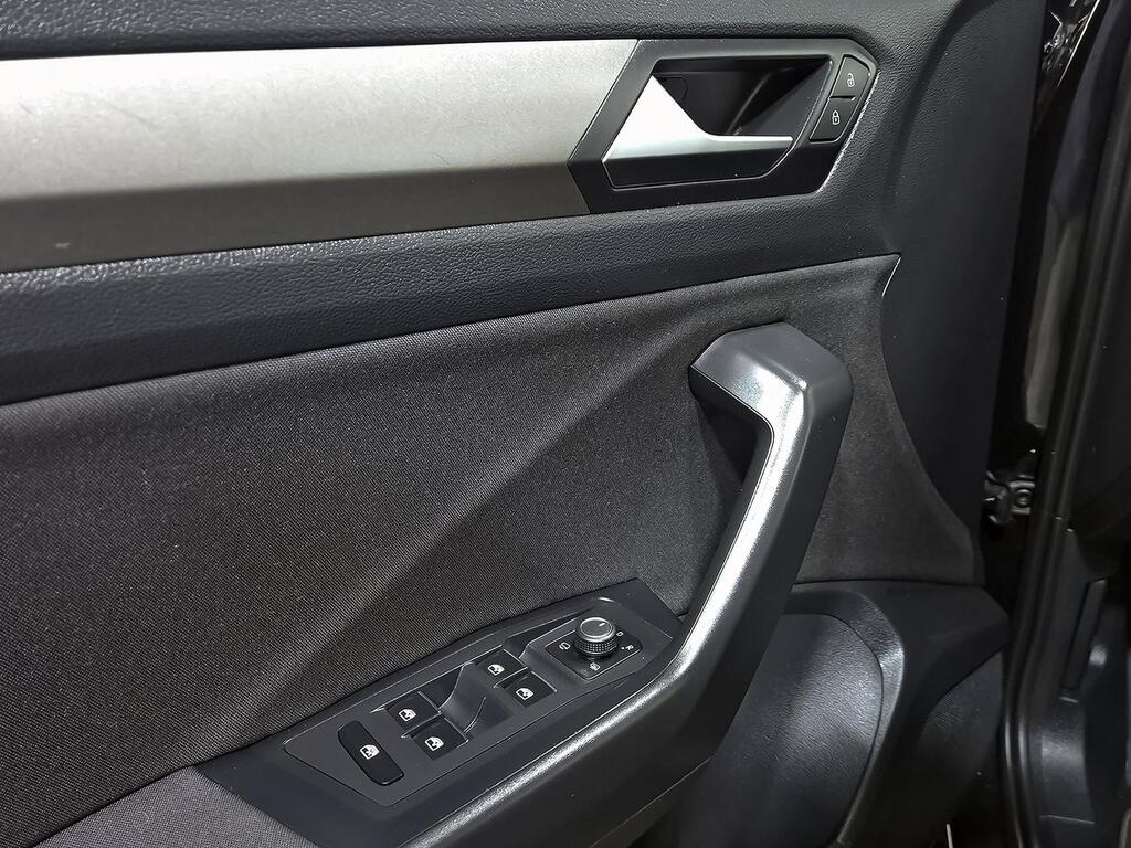 Volkswagen T-Roc Advance R-Line 1.0 TSI 81kW (110CV) 12