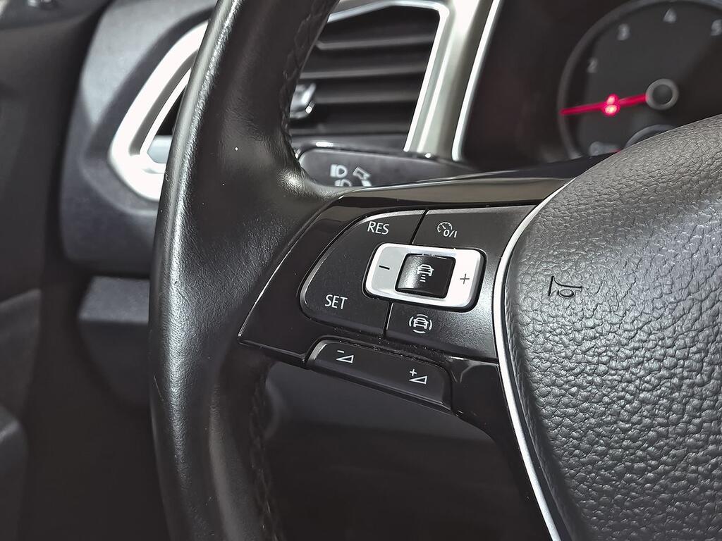 Volkswagen T-Roc Advance R-Line 1.0 TSI 81kW (110CV) 17