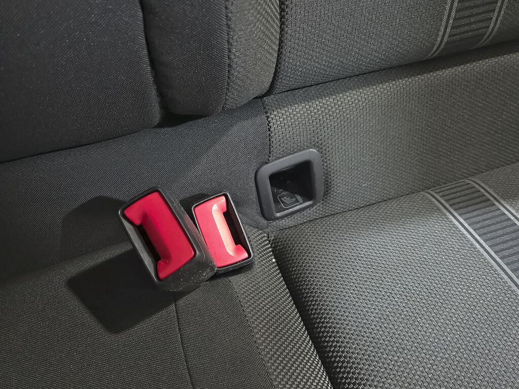 Volkswagen T-Roc Advance R-Line 1.0 TSI 81kW (110CV) 32