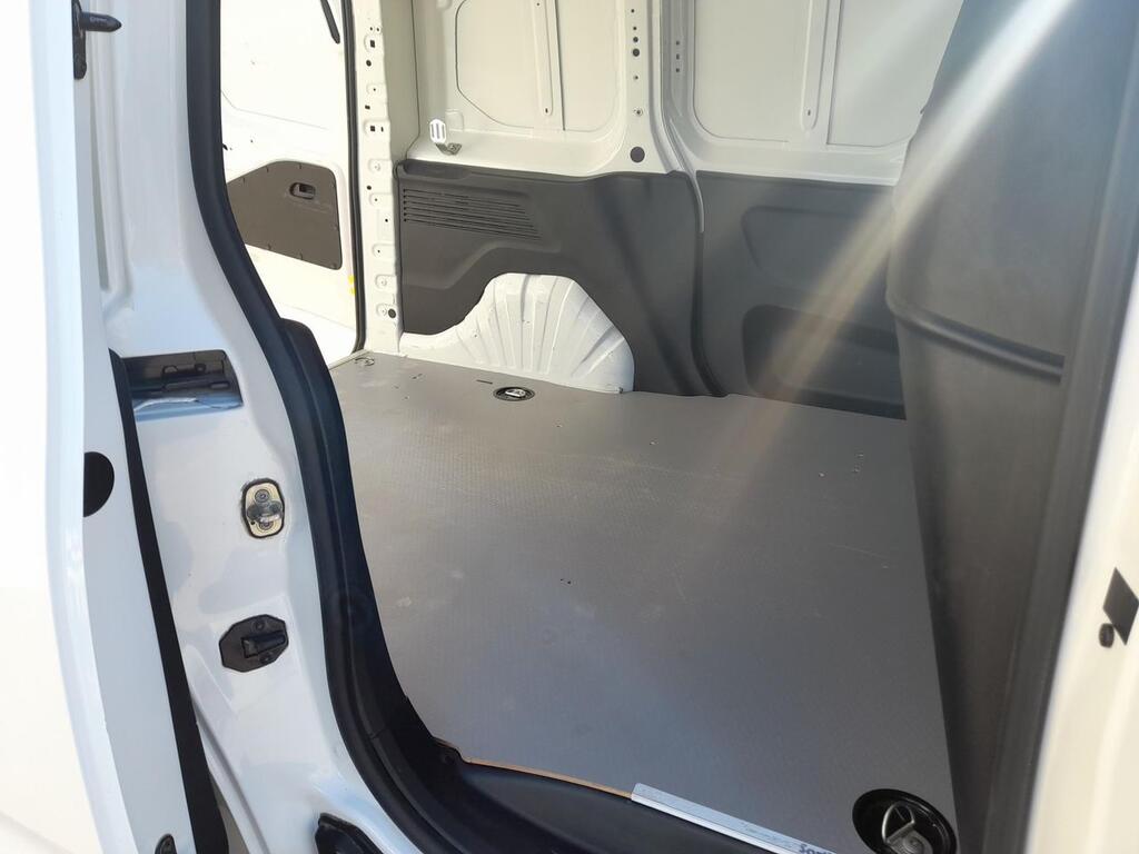 Peugeot Partner 1.2 PURETECH 110 PREMIUM STD 4P 600 KGS 9