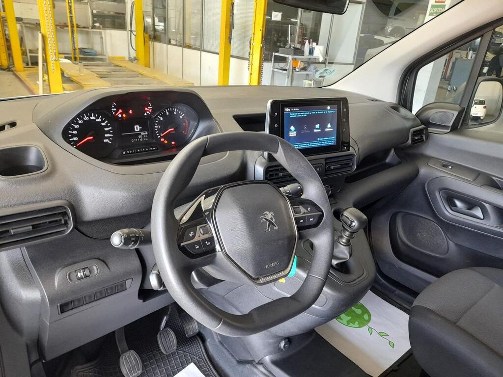 Peugeot Partner 1.2 PURETECH 110 PREMIUM STD 4P 600 KGS 13