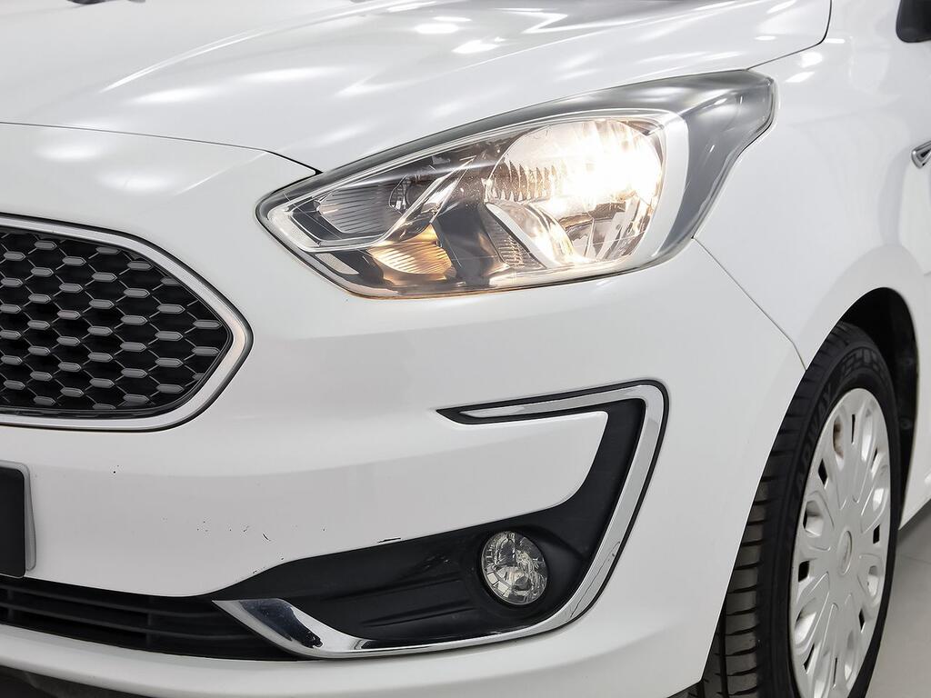 Ford Ka 1.2 Ti-VCT 51kW Essential 26