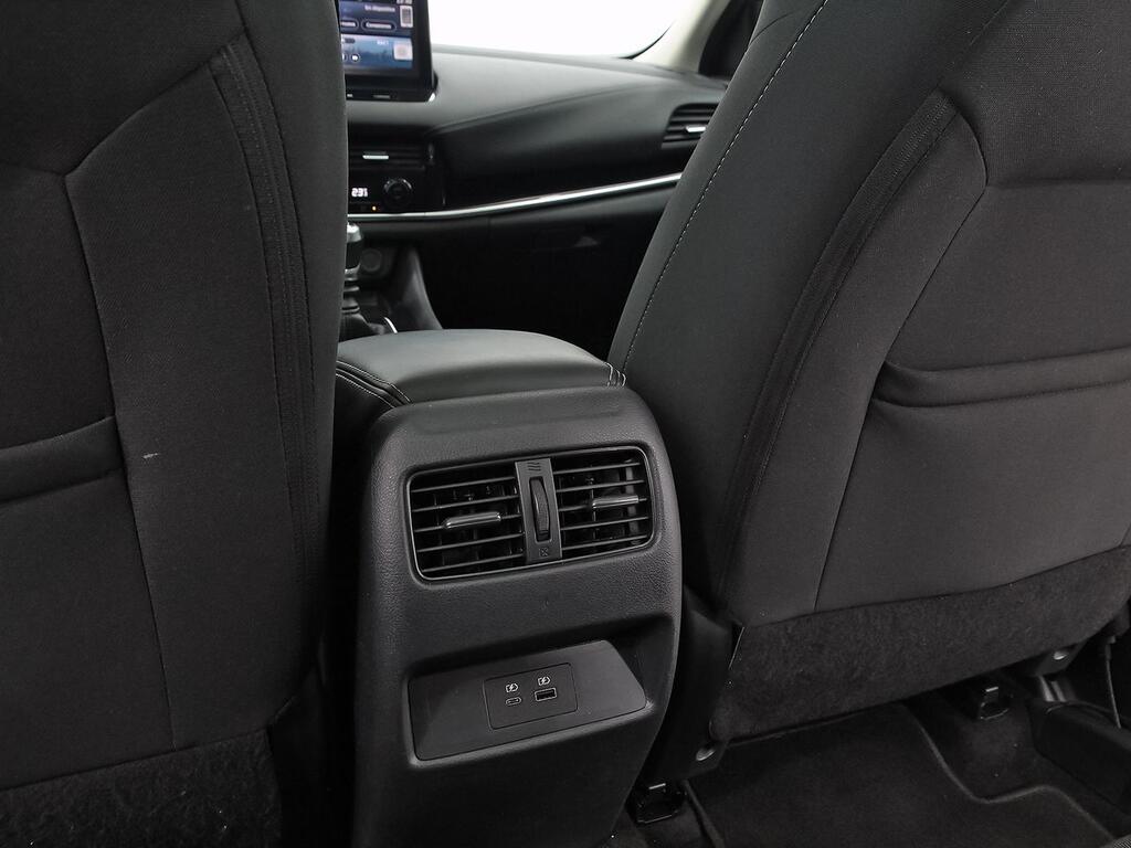 Nissan Qashqai DIG-T 103kW N-Connecta 34