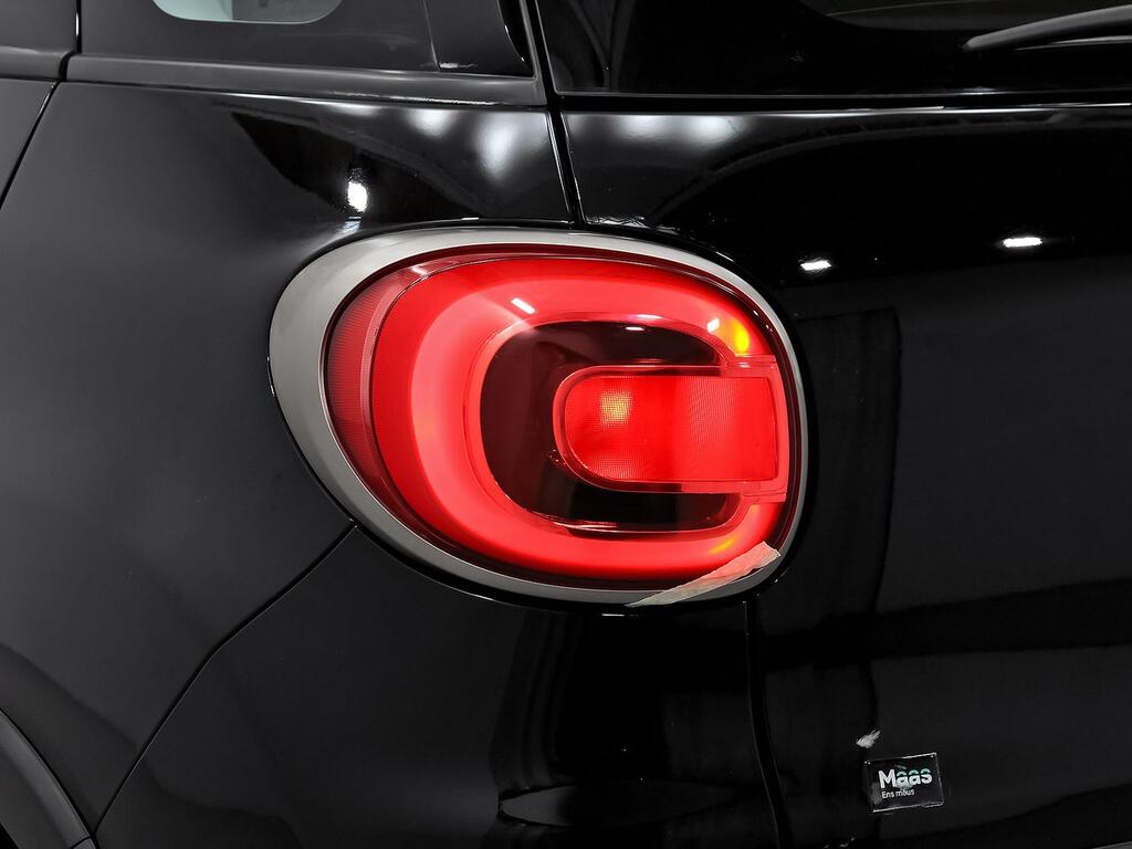 Fiat 500L Cross 1.4 16v 70 kW (95 CV) S&S 27